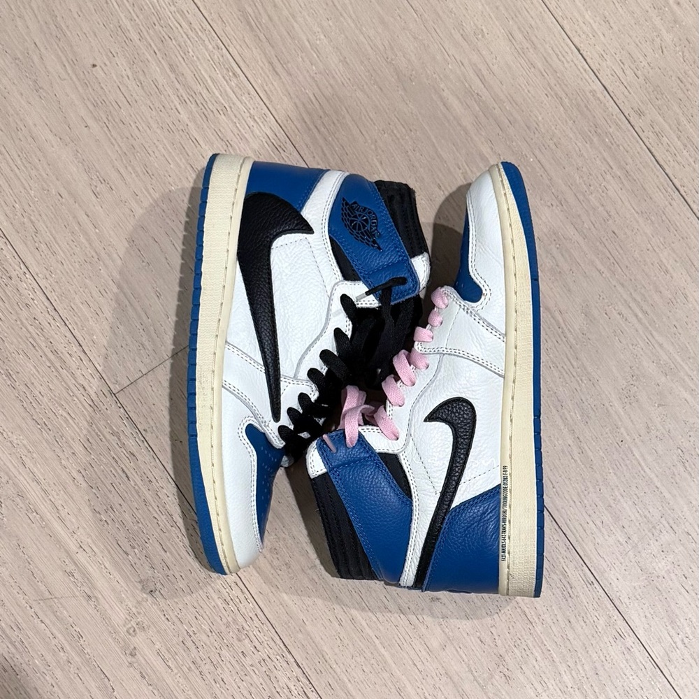 Travis Scott Air Jordan 1 Fragment